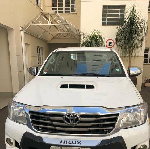 Hilux 3.0 TDI 4x4 SRV - Foto 2