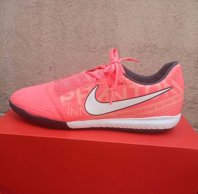 chuteira nike de futsal