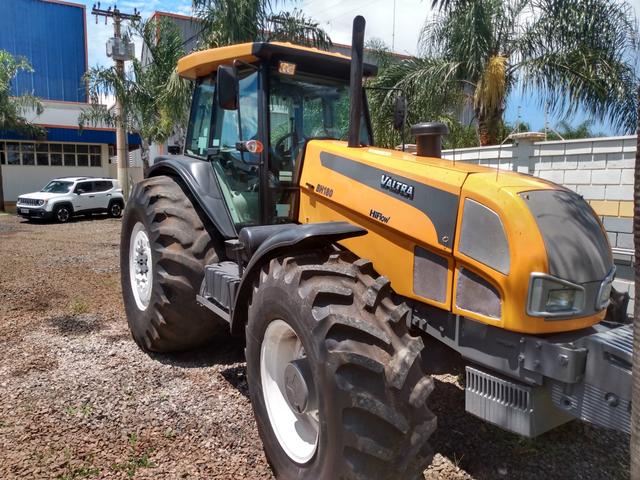 Trator Valtra BH180 ano 2013