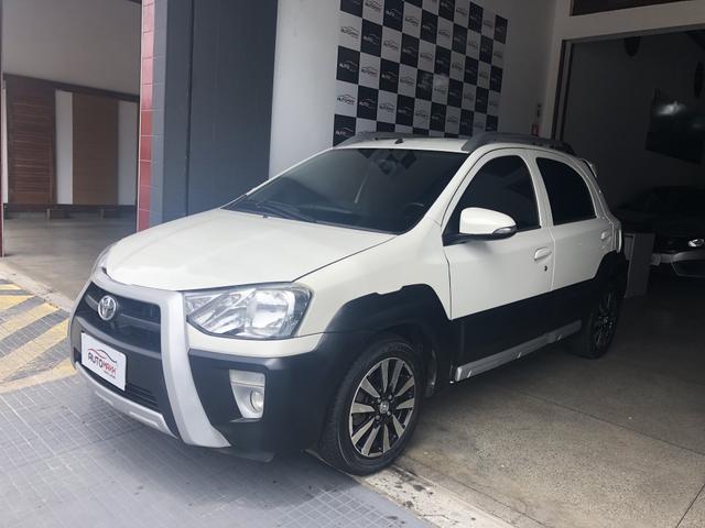 Etios Cross 2014 - Foto 2