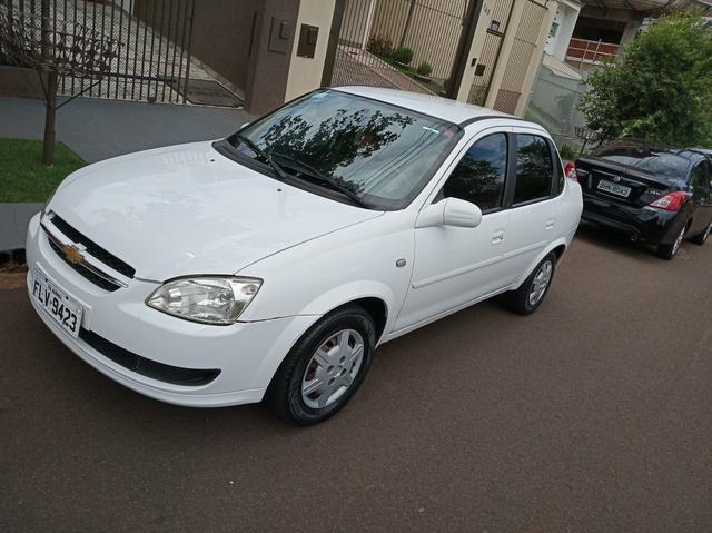 Vendo Corsa classic 1.0 2014 completo - Foto 3