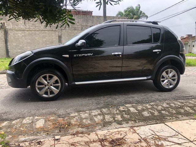 VENDO SANDERO STEPWA 2012 MANUL COMPLETO