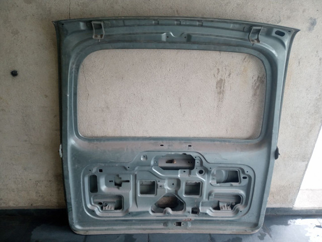 Tampa traseira Renault Kangoo 2001  - Foto 3