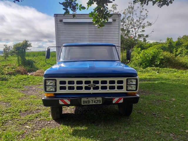 FORD F-4000 DIESEL 77