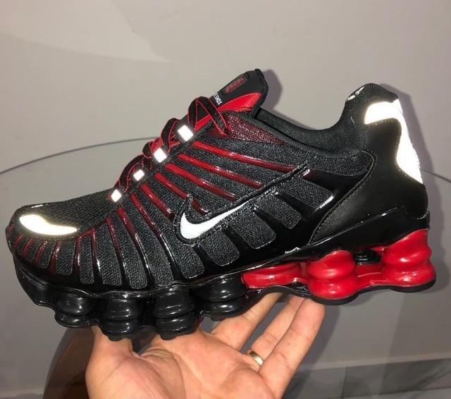 nike 12 molas preto com vermelho