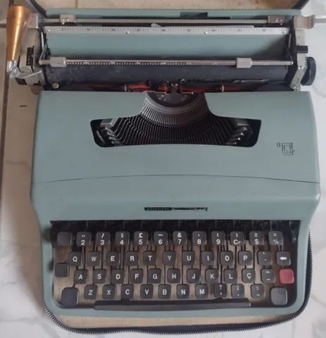 Máquina de escrever Olivetti Lettera 32 - Foto 2