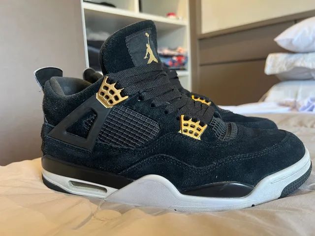 Air jordan 4 preto sales e dourado