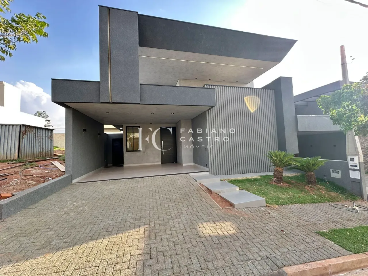 Residencial Maria Julia - Belíssima casa à VENDA no condomínio Maria Júlia!!