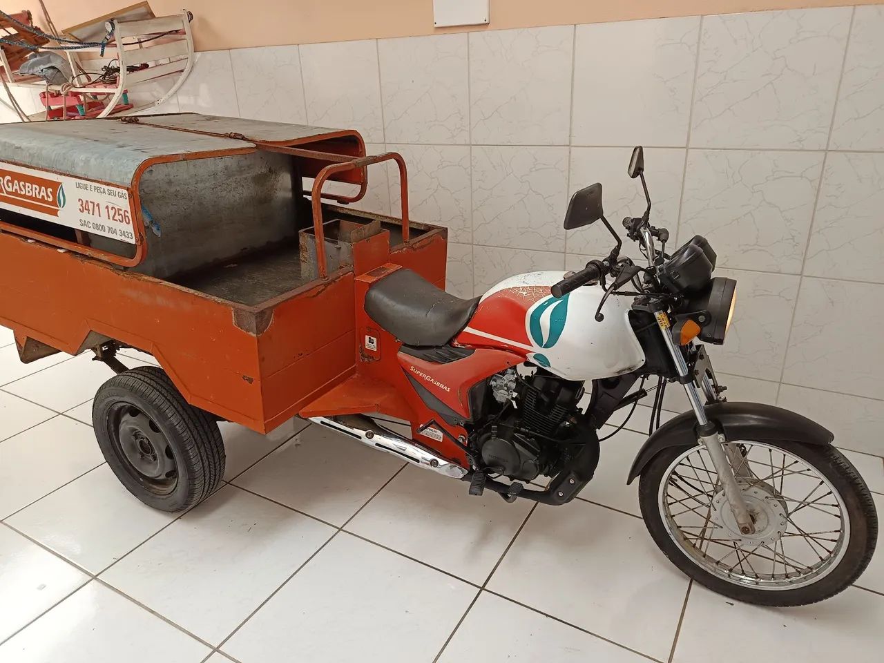 Moto Fusca, triciclo 6 gás. Pneus novos revisada - Foto 7