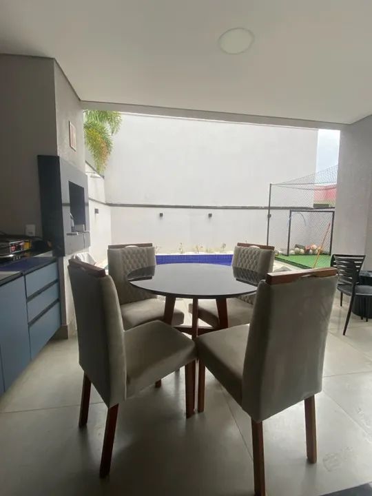 Conjunto de Mesa e Cadeiras para Jantar -  4 lugares - vidro preto