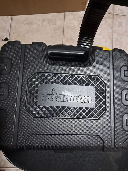 Parafusadeira 21v com 2 bateria - Foto 4
