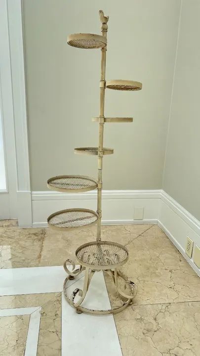 Suporte de ferro vintage para plantas - Foto 2