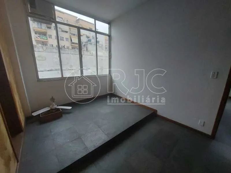 Excelente 3qtos com suíte dep completas e vaga - Foto 2