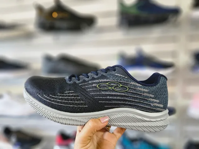 TÊNIS ESPORTIVO OLYMPIKUS MASCULINO NÚMERO 43 -R$165