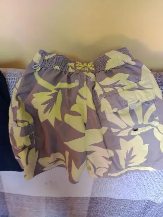 2 bermudas Calvin Klein e EPK 4 anos - Foto 4