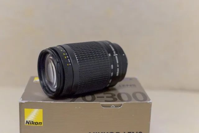 Lente Nikon 70-300mm f/4-5.6G (Foco manual) Zoom-Nikkor - Foto 2
