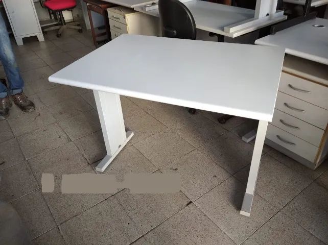 mesa escritório a partir de 250,00