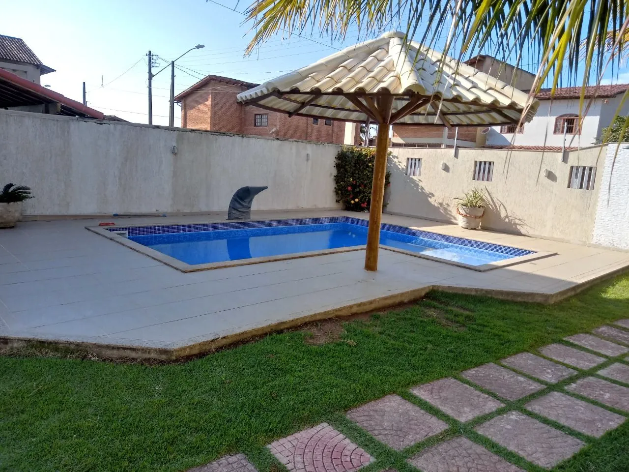 Casa de praia com piscina - Nova Almeida Praia Grande - ES
