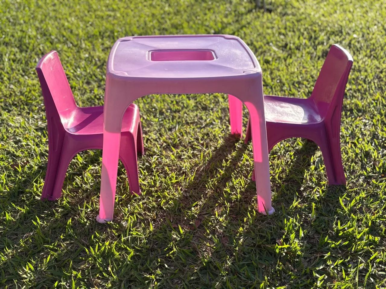 Conjunto de Mesa e Cadeiras Infantil Rosa64962682425217120