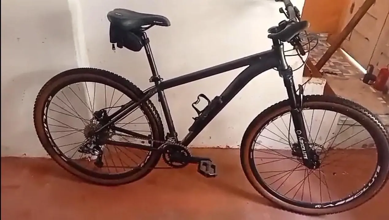 Bicicleta NERO ABSOLUTE - NOVA !