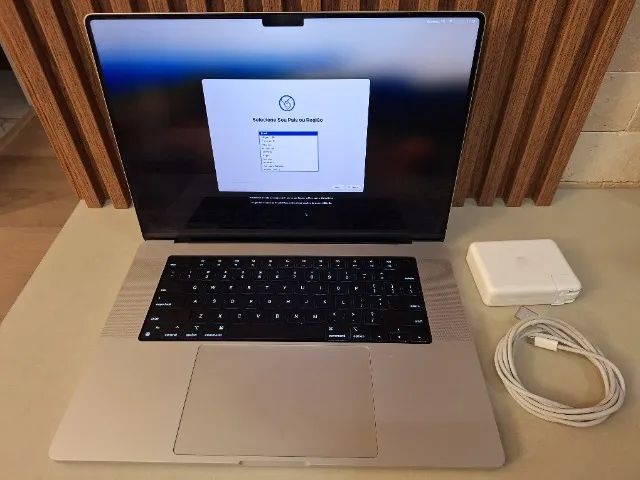 MacBook Pro tela 16 2021 M1 Max 32GB 1TB SSD - Notebooks