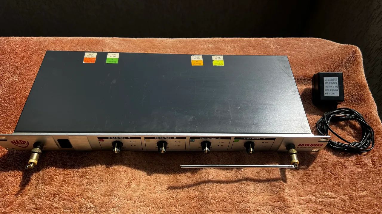 Nady 401X Quad Receptor VHF 4 - Foto 4