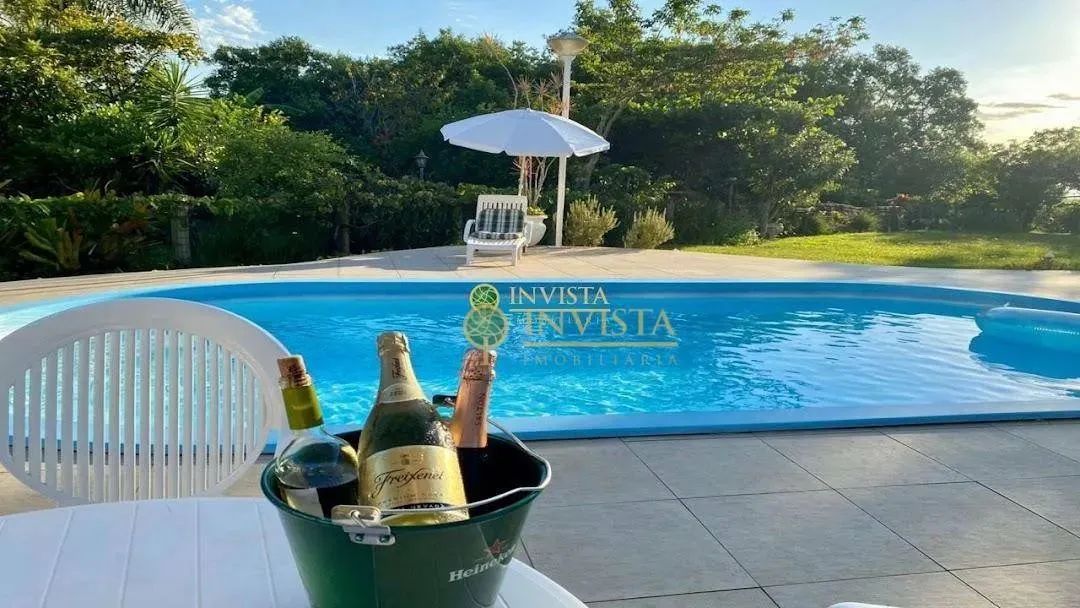 Casa com Piscina, 4 quartos e 900 m² no João Paulo, em Florianópolis. - Foto 4