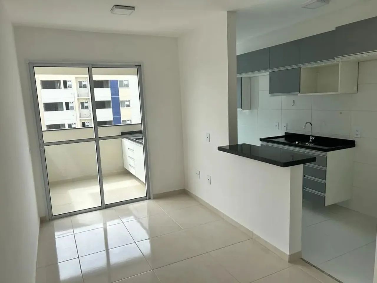 Imóvel para aluguel possui 62 metros quadrados com 2 quartos em Aruana - Aracaju - SE - Foto 2