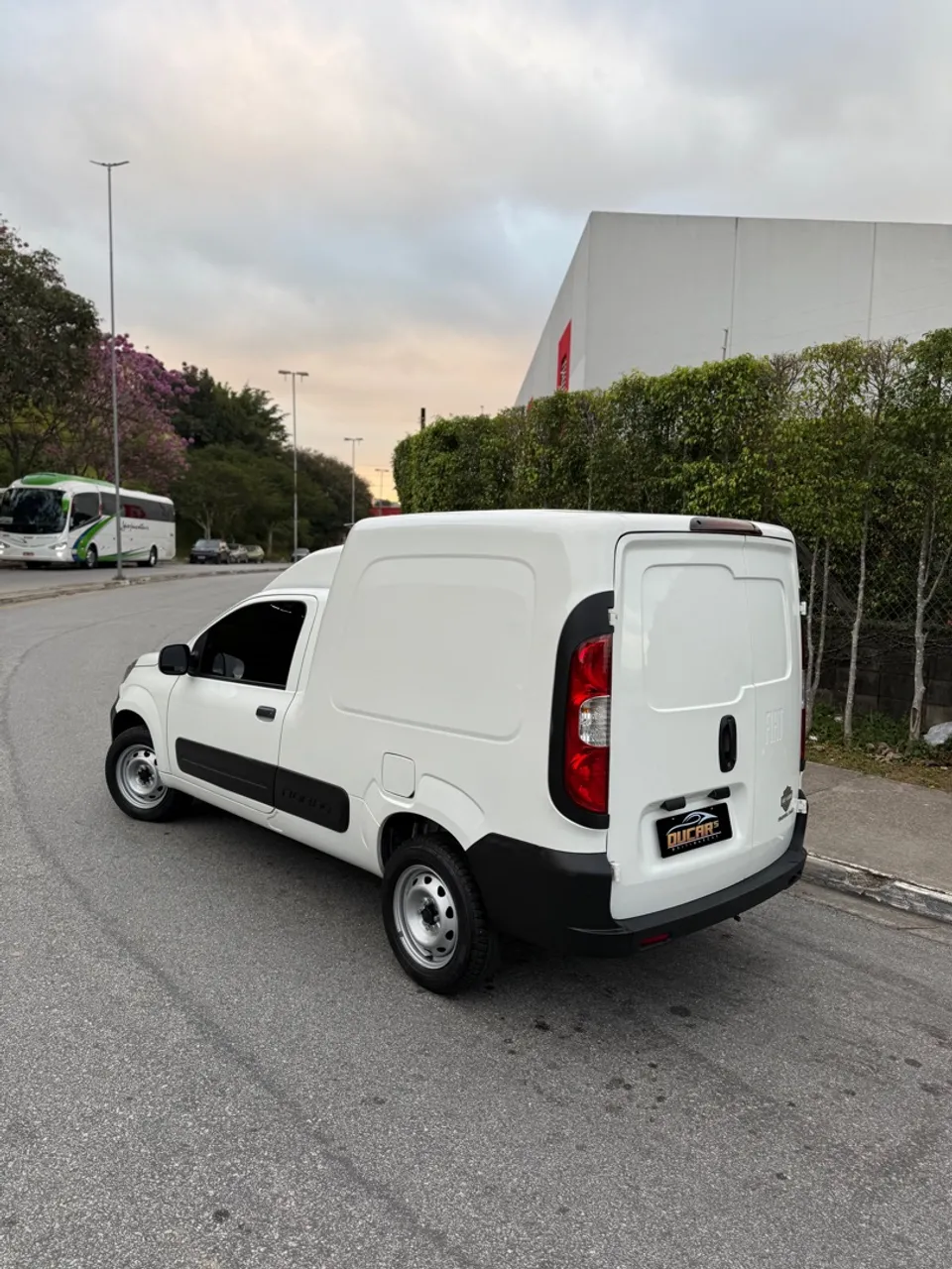 Fiorino Endurance 2024 Completa + Multimídia de 9 Car Play + Cam de Ré
