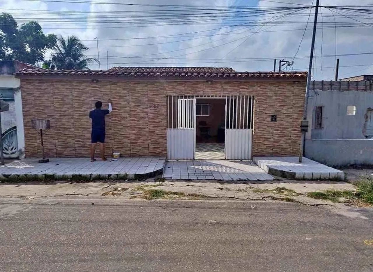 CASA A VENDA NO TANCREDO NEVES