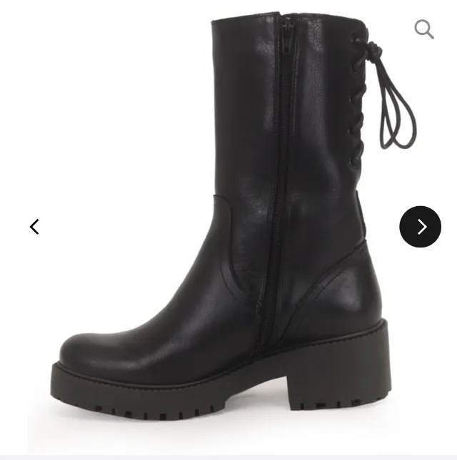 Bota Cano Medio Couro Com Metal Wj E Detalhe Cadarço 5cm