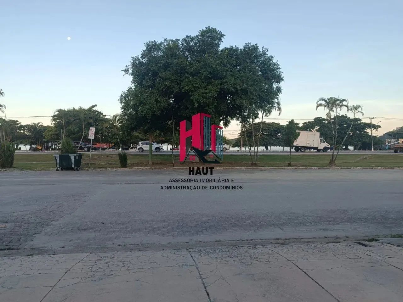 Sobrado de frente a Praia da Maranduba - Foto 2