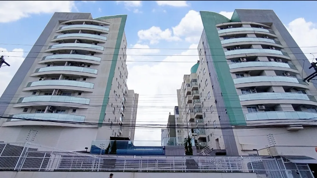 Apartamento com 2 quartos para alugar por R$ 2400.00, 63.76 m2 - BOM RETIRO - JOINVILLE/SC