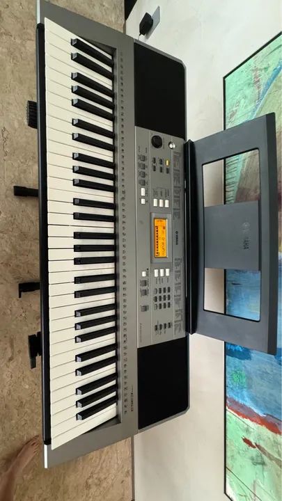 Teclado Musical Yamaha PSR-E353 - Foto 2