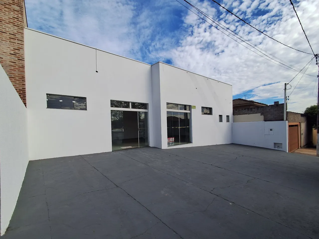 Alugo Imóvel Comercial