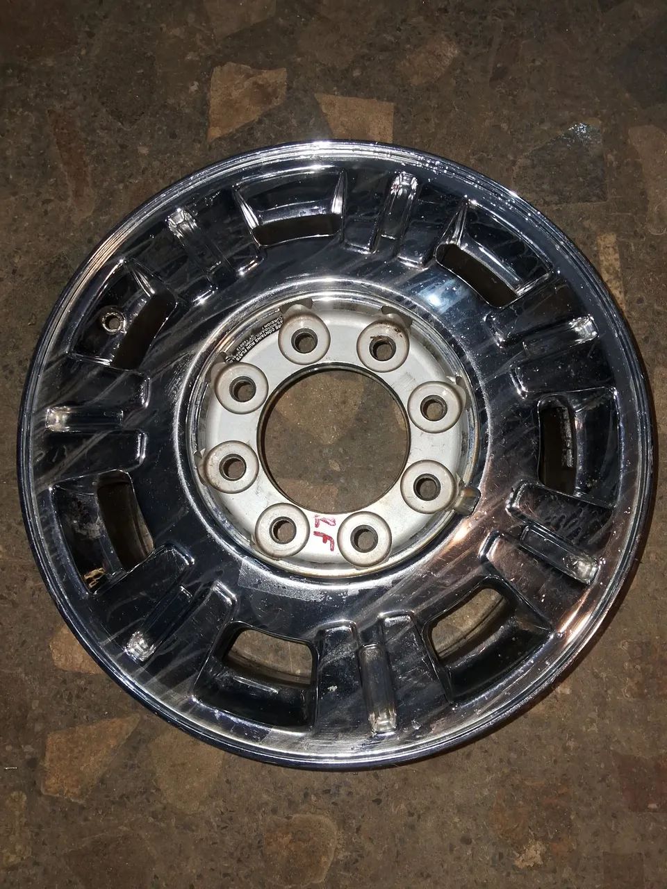 Roda de liga leve Cadilac Deville só uma