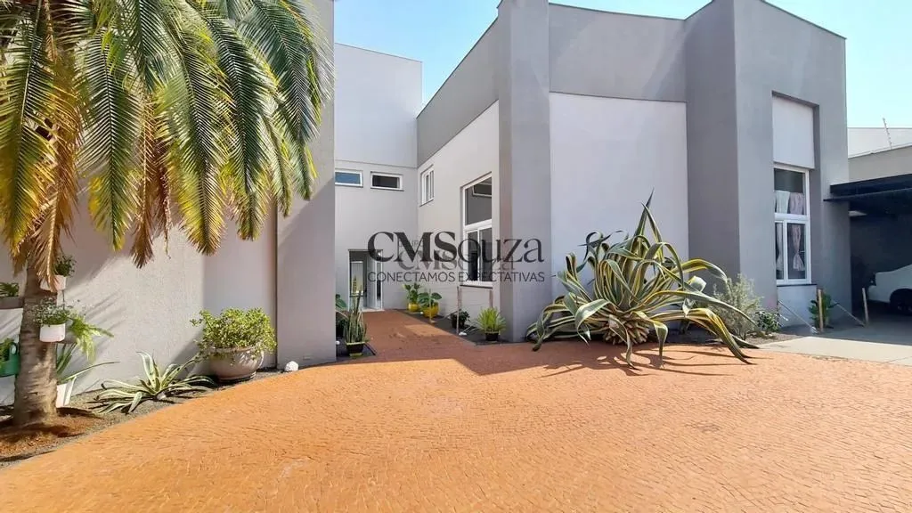 Casa à venda e para alugar em Londrina, Mediterrâneo, com 5 quartos, com 100 m²