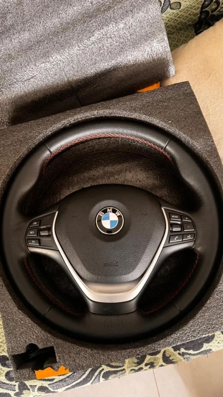 Volante BMW 120i Sport 2019 Piloto Automático