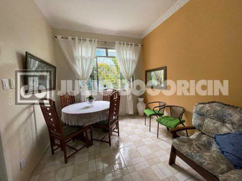 Ilha do Governador - Jardim Guanabara - VENDA - Apartamento - Sala - 2 Quartos - Dependênc