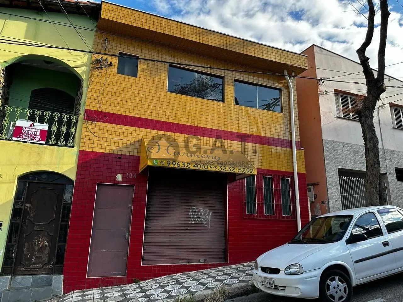 Salão Comercial para Locação no Centro de Sorocaba-SP: 1 Sala, 1 Banheiro, 110m² de Área.