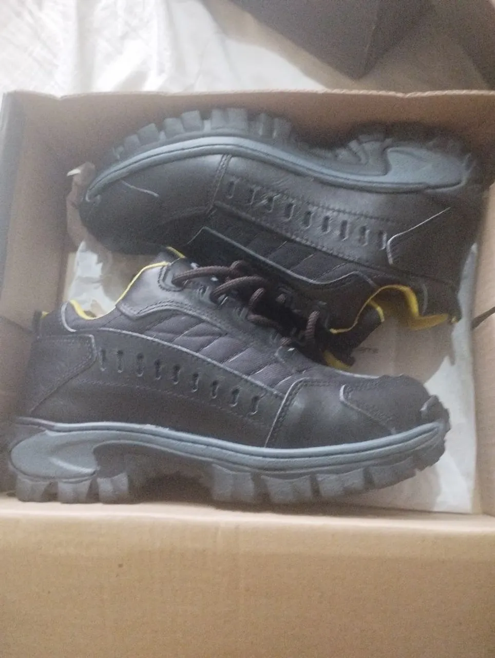 Botas de segurança pretas