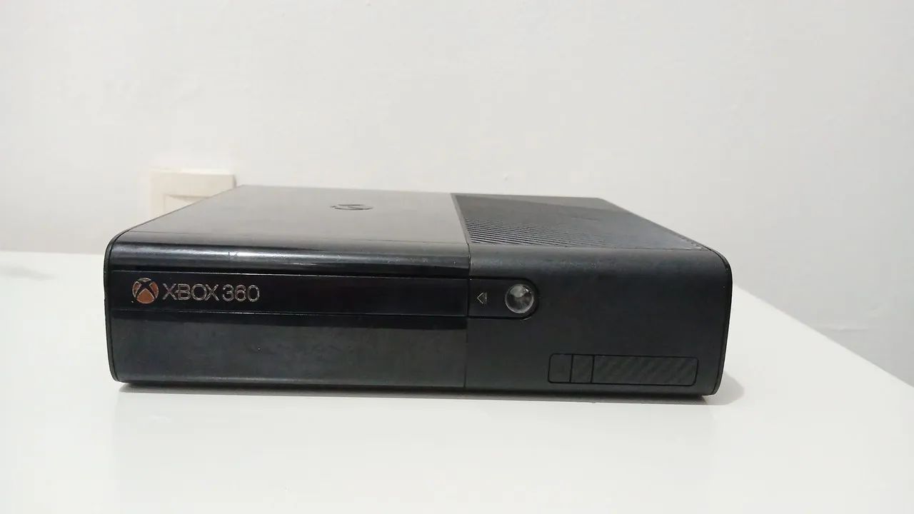 Xbox 360-com defeito leia a descrição! - Foto 2