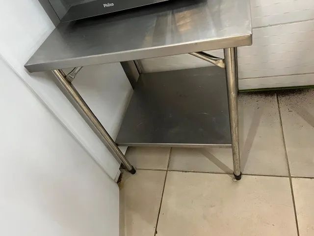 bancada de inox 70x70 com prateleira em baixo restaurante e afins