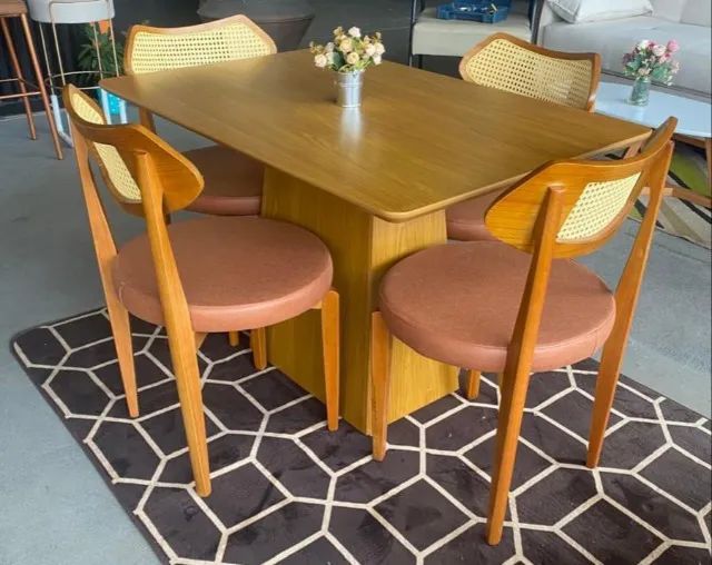 Mesa de Jantar Barbara com 4 Cadeiras Atenas 120x80 Fazemos Entrega - Foto 2