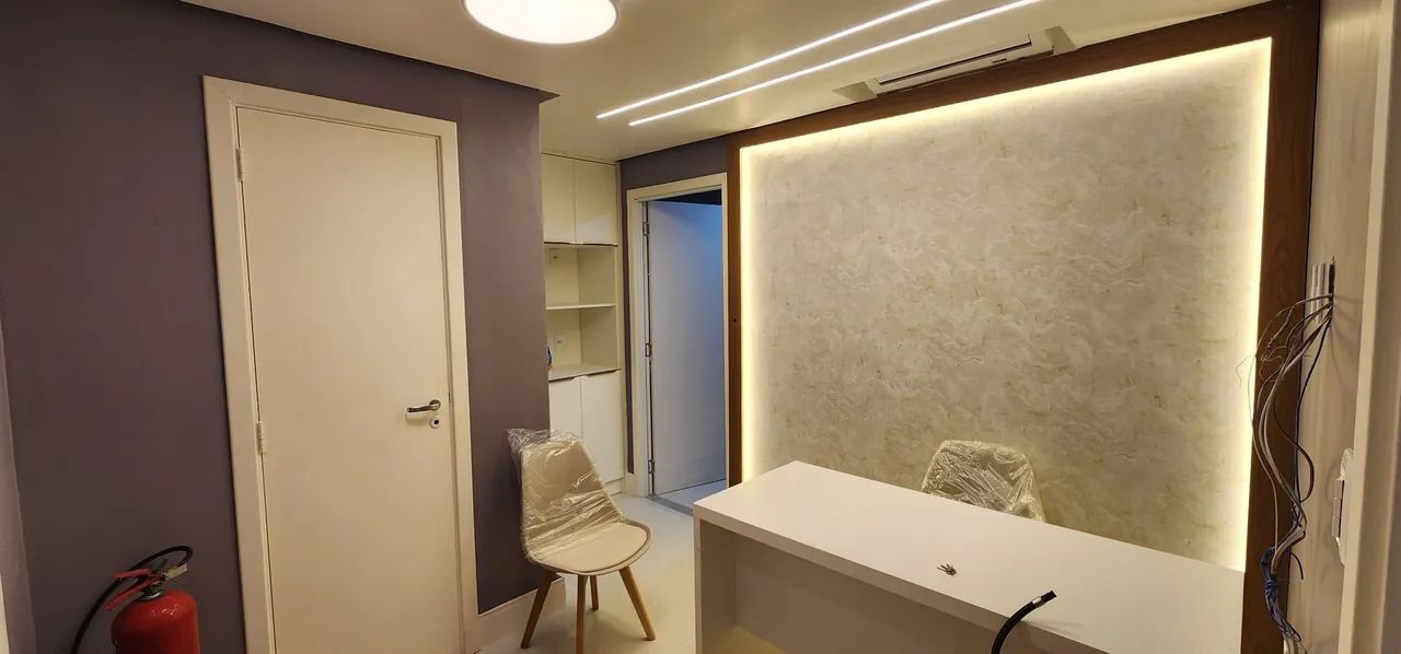 Vende-se Luxuosa sala Odontológica no Vieiralves  - Foto 13