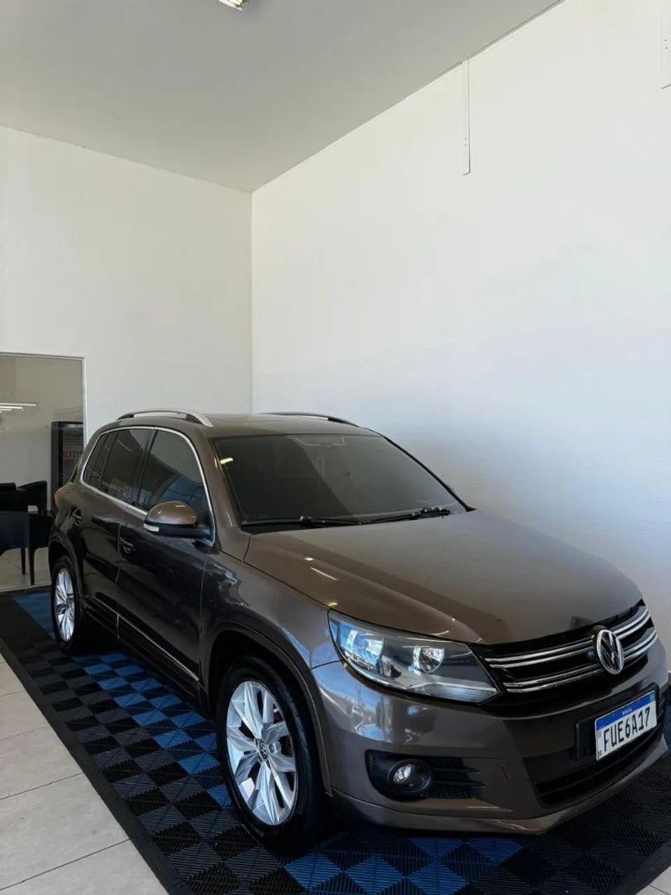 Tiguan com Teto Solar  - Foto 2