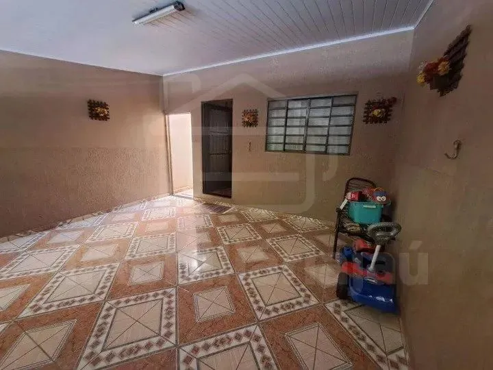 Casa à venda no Jardim Santa Helena com 3 quartos
