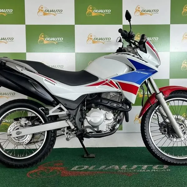 HONDA NX400i FALCON 2015 CAPITÃO AMÉRICA MUITO BEM CONSERVADA