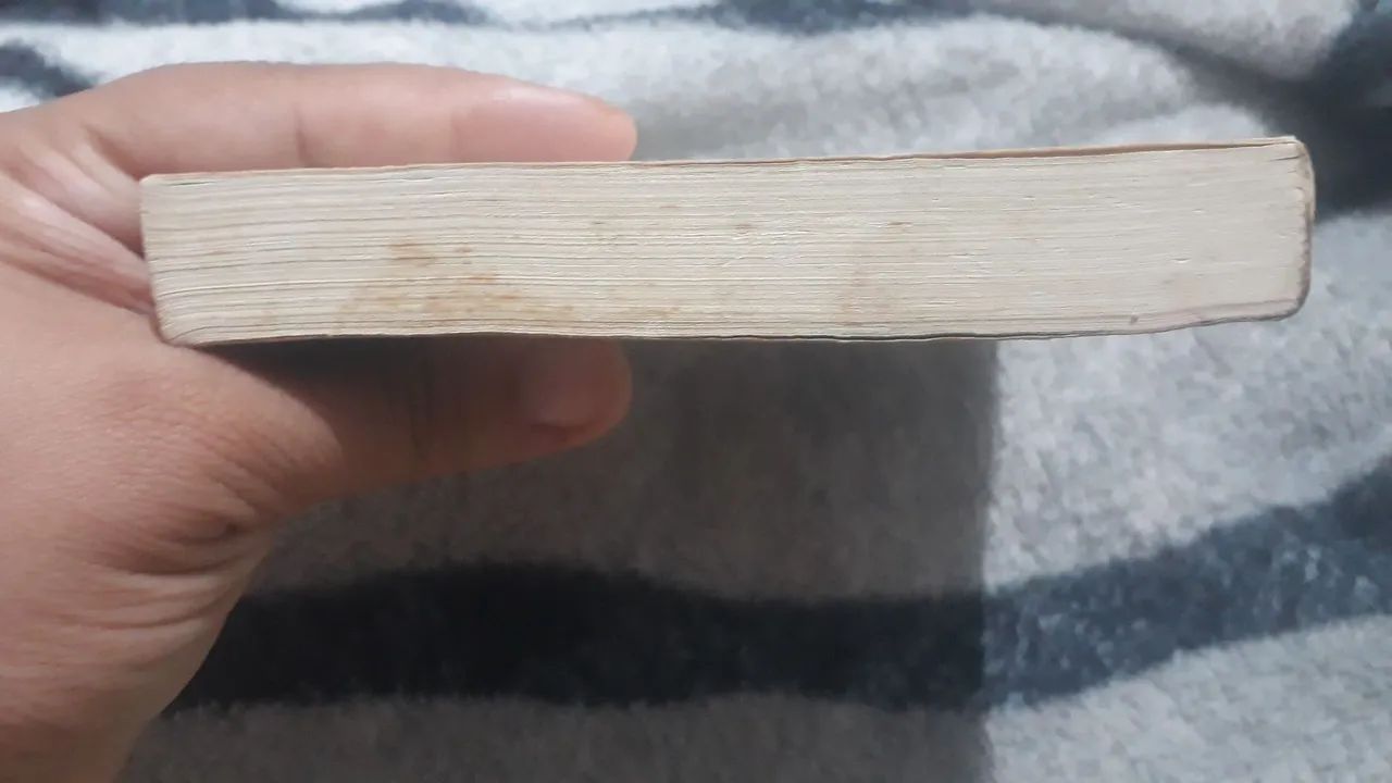 A Menina Que Roubava Livros - Markus Zusak - Foto 4