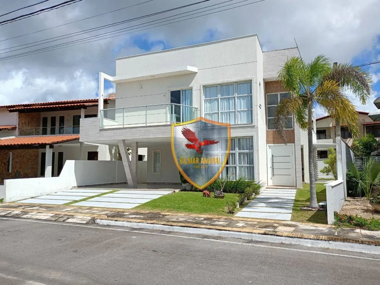 Casa com 4 dormitórios para alugar, 207 m² por R$ 5.700,00/mês - Parque das Nações - Parna
